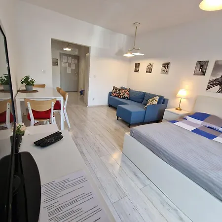 Appartement Luxury In -3- Bright & Secure Free Parking