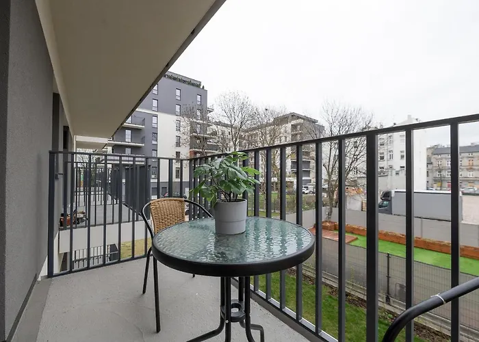 Luxury In -3- Bright & Secure Free Parking * Łódź