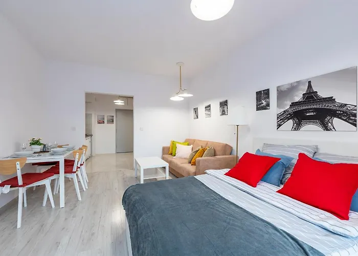 Luxury In -3- Bright & Secure Free Parking Appartamento